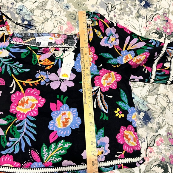 NWT C&C linen top - Picture 6 of 8